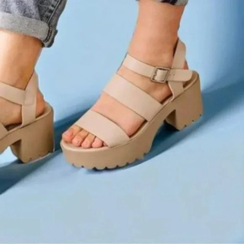 NEW! SODA Account LUG SOLE Platform SANDAL SZ 9